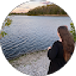 Profile photo of Jenna Broughton