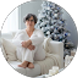 Profile photo of Elizabeth Alvarez