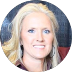 Profile photo of Lisa Rossow