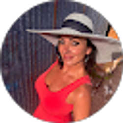 Profile photo of Rebecca Juliano