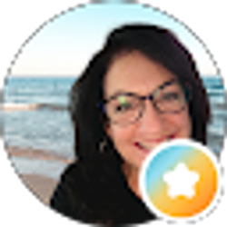 Profile photo of Eve Zuber