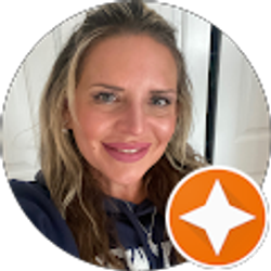 Profile photo of Hayley Cuccolo