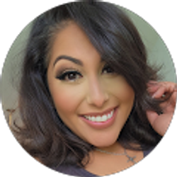 Profile photo of Victoria Arreola