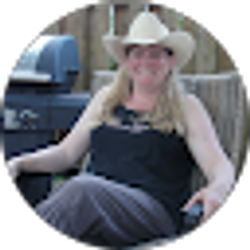 Profile photo of Julie Gossett