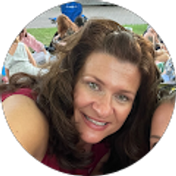 Profile photo of Danielle Kubiak