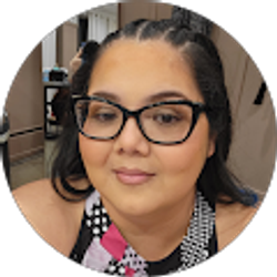 Profile photo of Elisa Villalobos