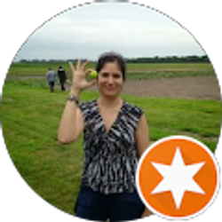 Profile photo of Komal Wadhwa -Wedding Painter