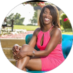 Profile photo of Stephanie Owens