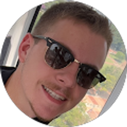 Profile photo of Ryan Urbanski