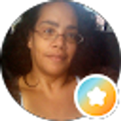 Profile photo of Hallie Hayes