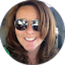 Profile photo of Lisa Jones