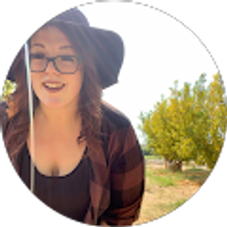 Profile photo of Shelby Goldberg