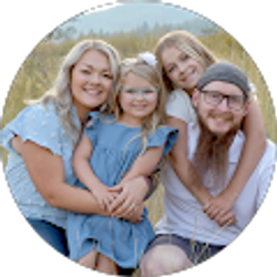 Profile photo of Emily Hill