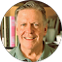 Profile photo of Stephen Hollaway