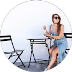 Profile photo of Michelle Johnson