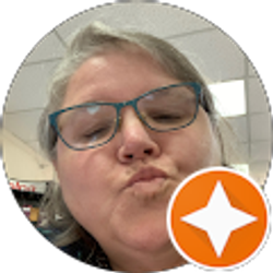 Profile photo of Caroline Marie