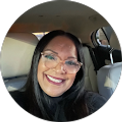 Profile photo of Elsa Anaya