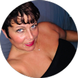 Profile photo of Lisa Futrell