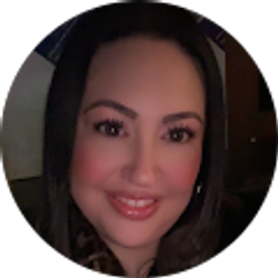 Profile photo of April Maldonado