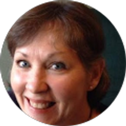 Profile photo of lisa edelhuber