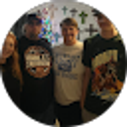 Profile photo of Courtney Robbins