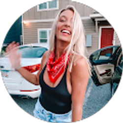 Profile photo of molli mann