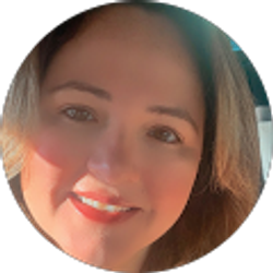 Profile photo of Isadora Guimarães