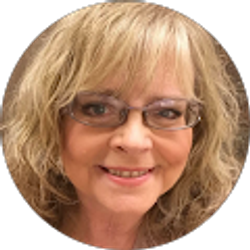 Profile photo of Vicki Lewis