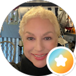 Profile photo of Lynne Campo
