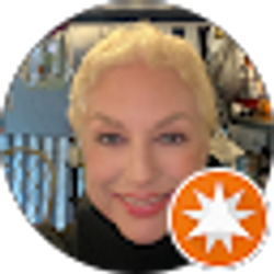 Profile photo of Lynne Campo