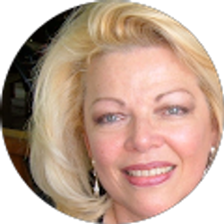 Profile photo of Laura Howard