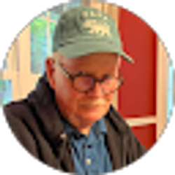 Profile photo of Dennis Ryan