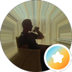 Profile photo of Riley Eide