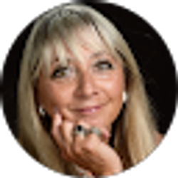 Profile photo of Irene Fonseca