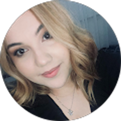 Profile photo of Alondra De los Santos