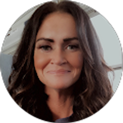 Profile photo of Jennifer Dean