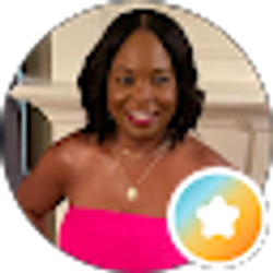 Profile photo of Nichole Jones-Dooley