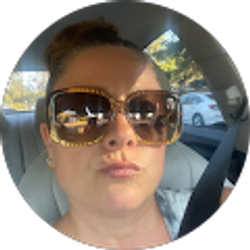 Profile photo of Randi Hartwell