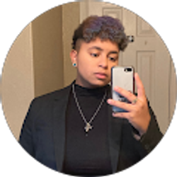 Profile photo of Ari Thomas