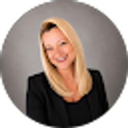 Profile photo of Julia Hegner