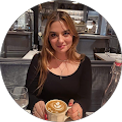 Profile photo of Laura Colantonio