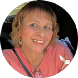 Profile photo of Vicki Licardo