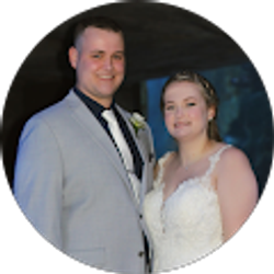 Profile photo of Schyler and Jessica Fiebig