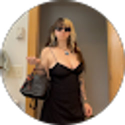 Profile photo of Lindsey Gatling