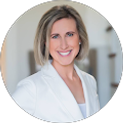 Profile photo of Jackie Angiello