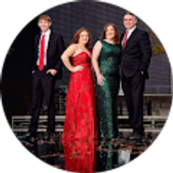 Profile photo of Courtney Peterson