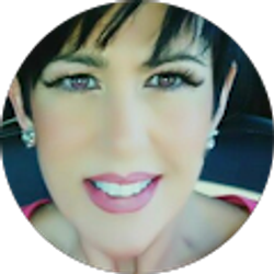 Profile photo of Vanessa noahubi