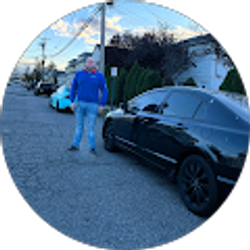 Profile photo of Alexis González