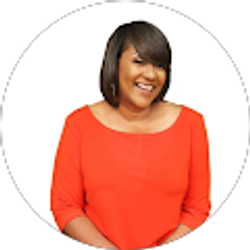 Profile photo of Deanne Hale