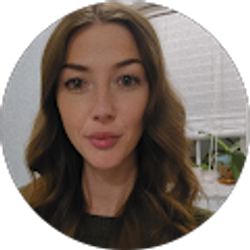 Profile photo of Amy Oaks